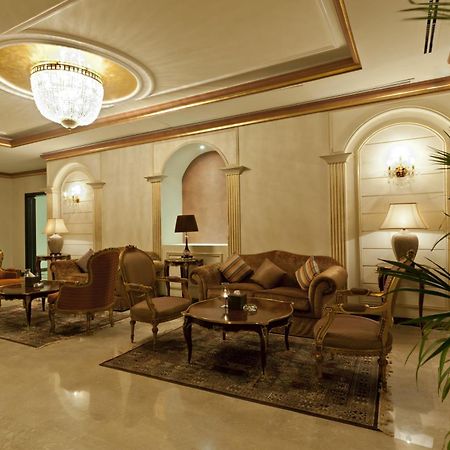 Magnum Hotel & Suites West Bay Доха Інтер'єр фото