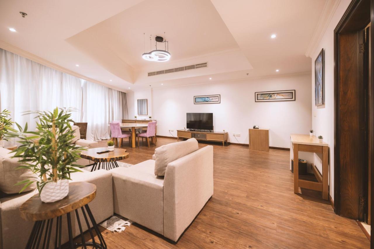 Magnum Hotel & Suites West Bay Доха Екстер'єр фото