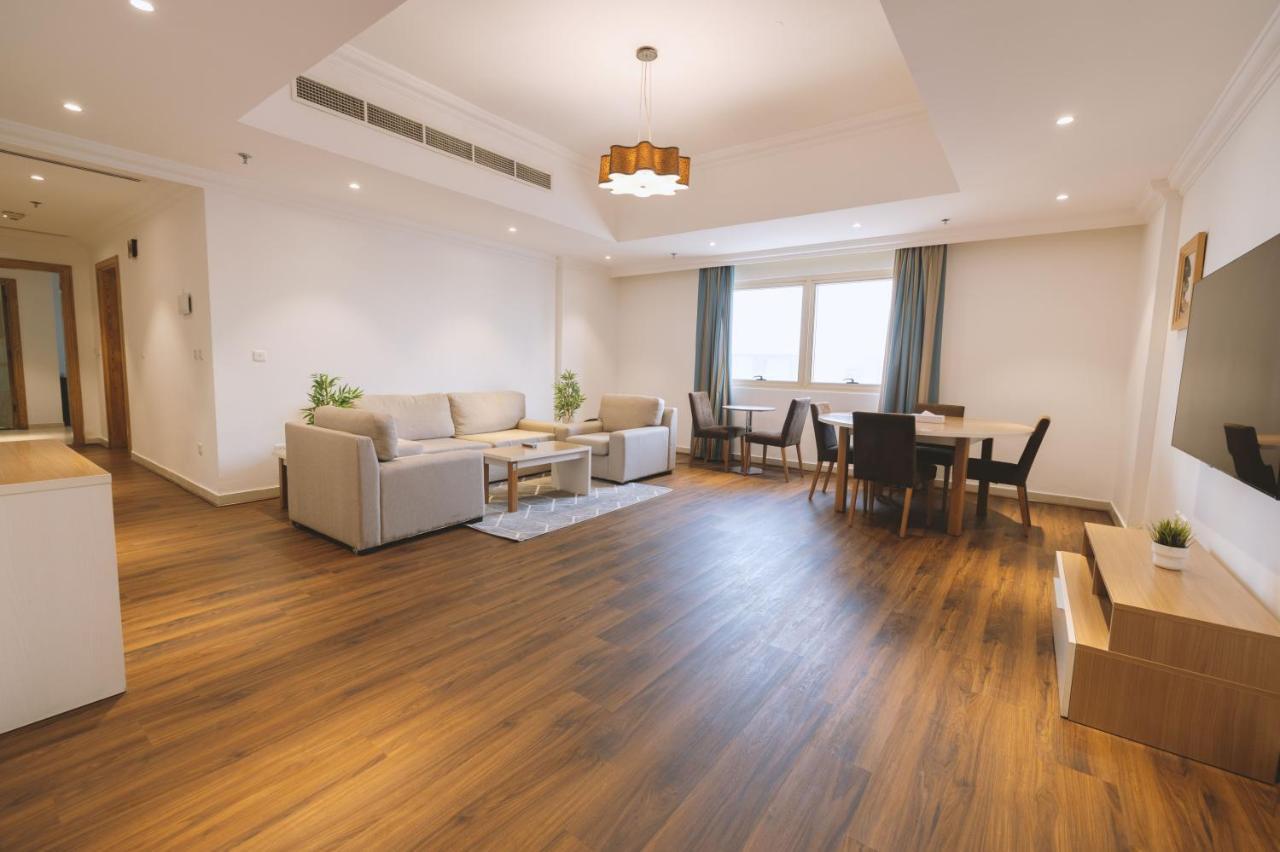 Magnum Hotel & Suites West Bay Доха Екстер'єр фото
