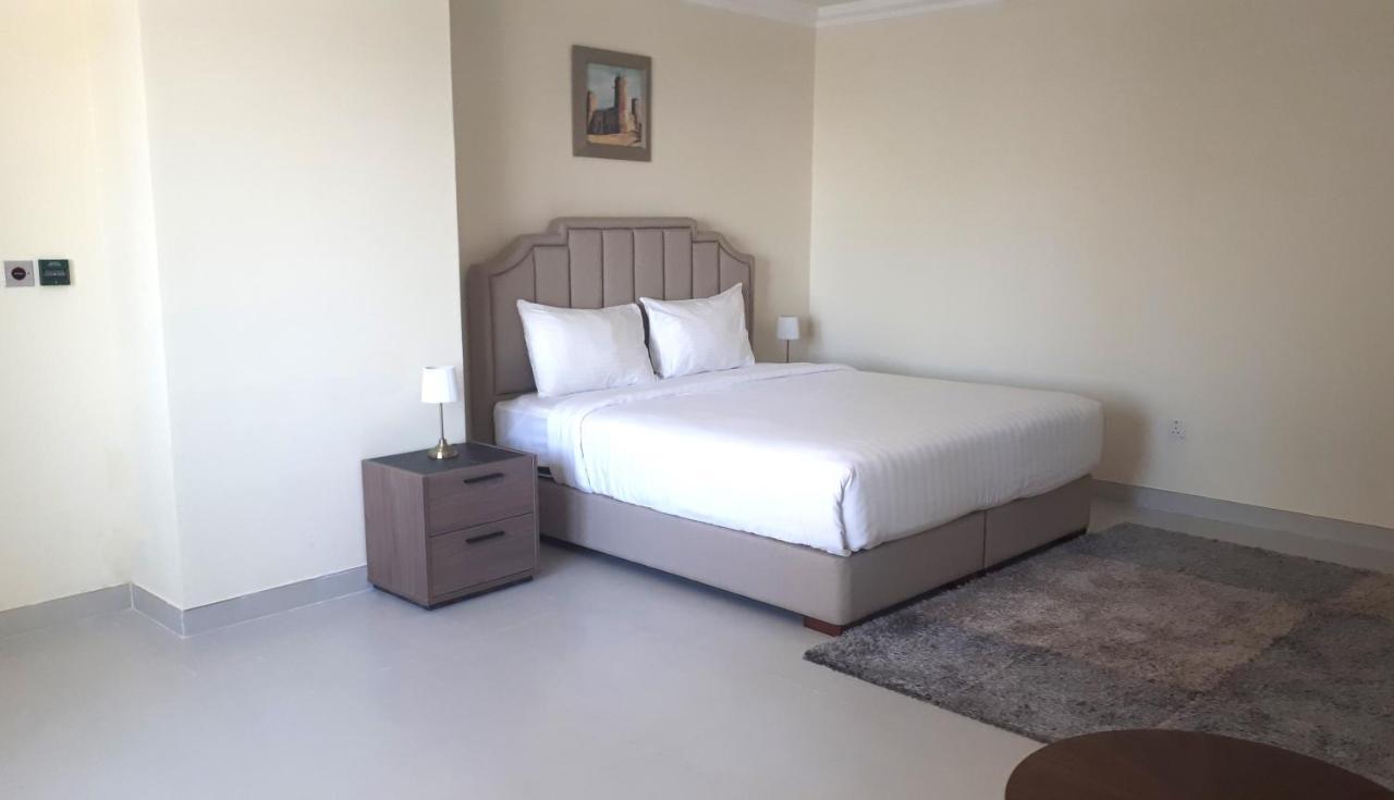 Magnum Hotel & Suites West Bay Доха Екстер'єр фото