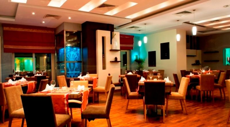 Magnum Hotel & Suites West Bay Доха Екстер'єр фото